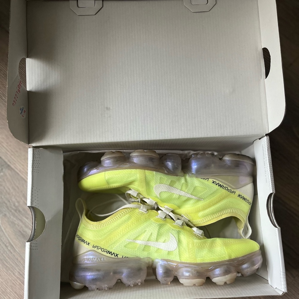 Women’s Air Vapormax 2019 SE Luminous Green/Phantom